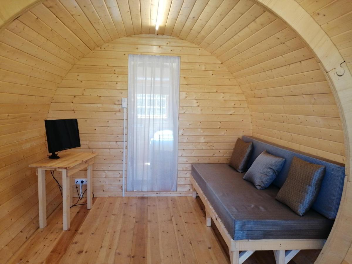 Camping-Bungalows Altomira นาวาคาส ภายนอก รูปภาพ