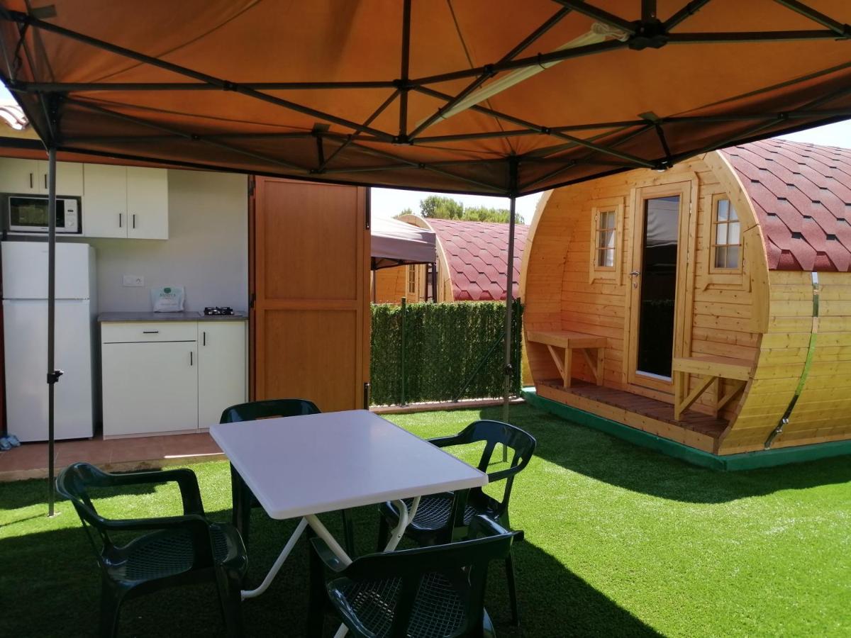 Camping-Bungalows Altomira นาวาคาส ภายนอก รูปภาพ