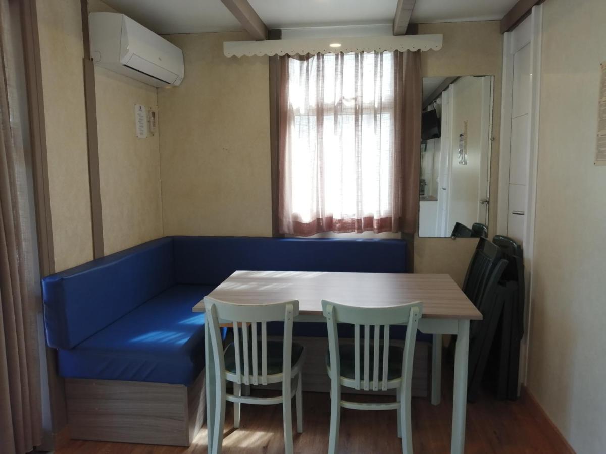 Camping-Bungalows Altomira นาวาคาส ภายนอก รูปภาพ