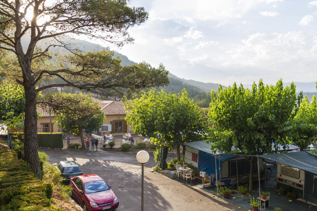 Camping-Bungalows Altomira นาวาคาส ภายนอก รูปภาพ
