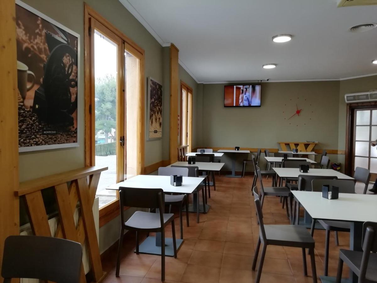 Camping-Bungalows Altomira นาวาคาส ภายนอก รูปภาพ